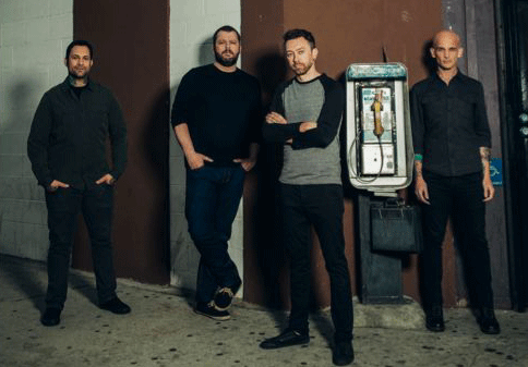 RISE AGAINST Live